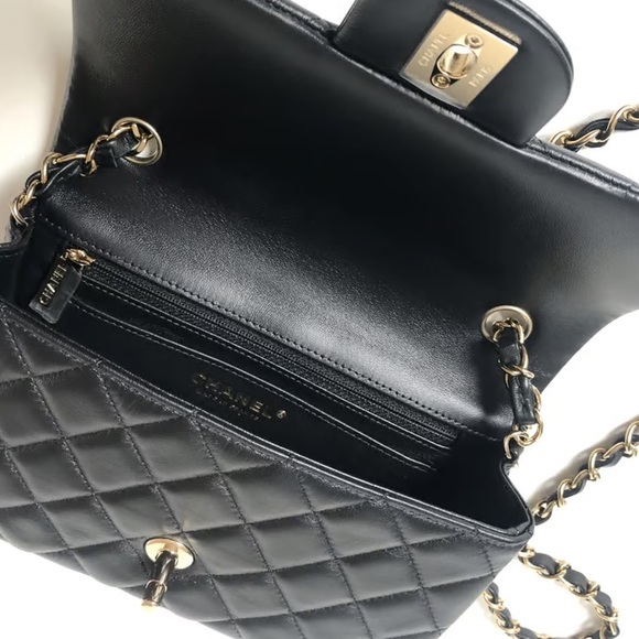Chanel Classic Flap - Picture 7 of 9